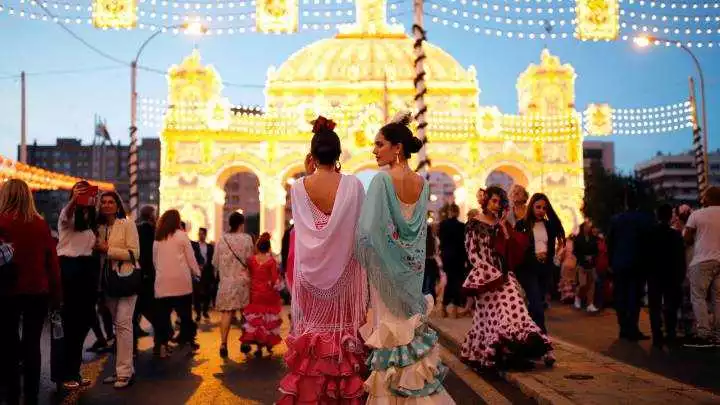 Cómo Se Celebra Día De La Hispanidad En Sevilla